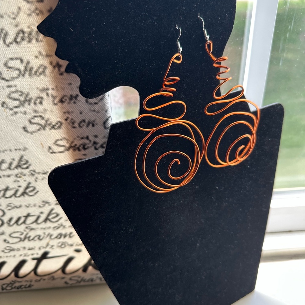 Orange Wire Swirl Earrings Handmade with Love ☮️❤️🔆